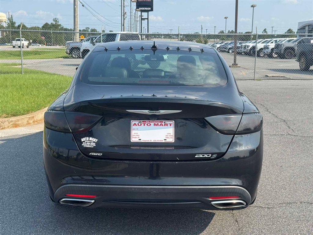 2016 Chrysler 200