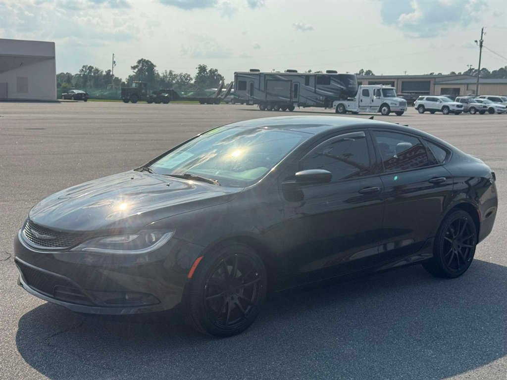 2016 Chrysler 200