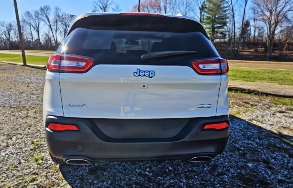2017 Jeep Cherokee - $10,950