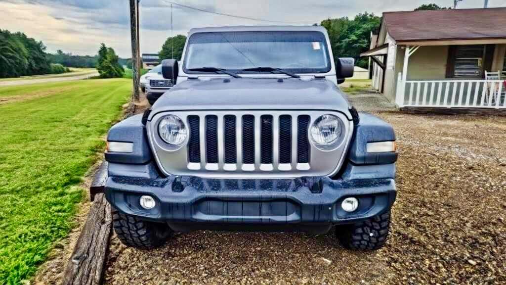 2018 Jeep Wrangler - $20,950