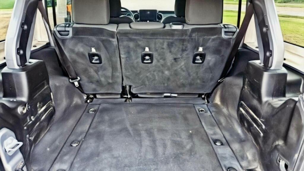 2018 Jeep Wrangler - $20,950