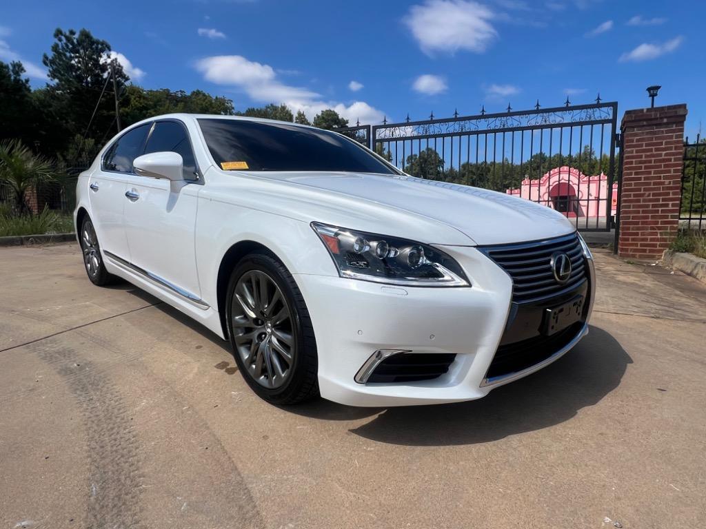 2013 Lexus LS - $17,999