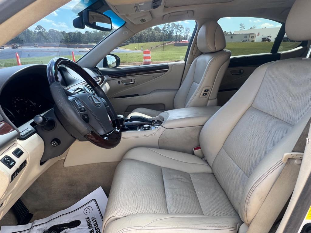 2013 Lexus LS - $17,999