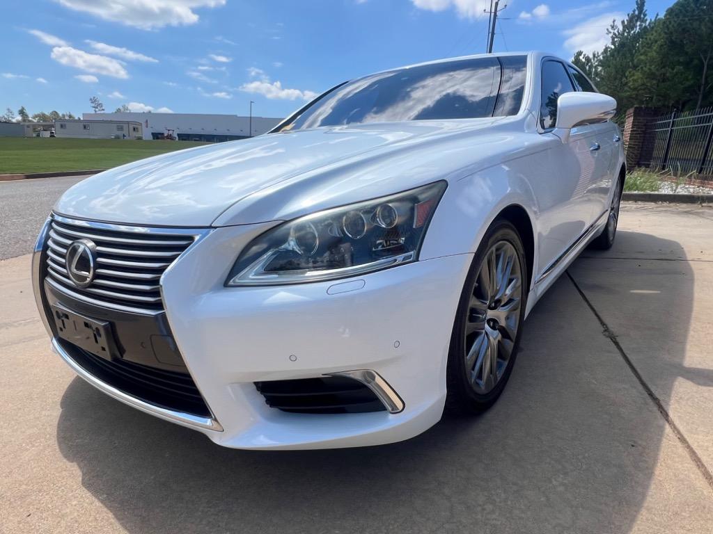 2013 Lexus LS - $17,999