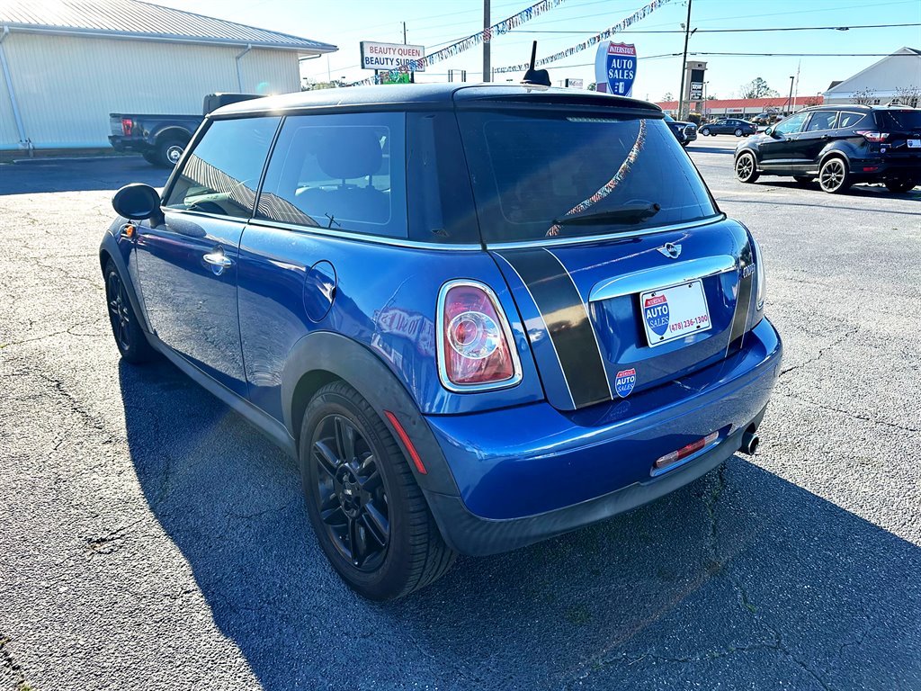 2013 MINI Hardtop - $11,900