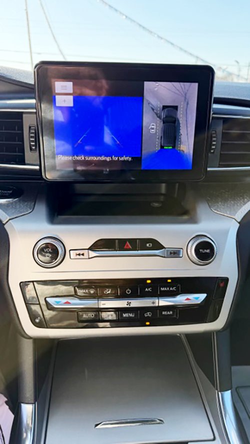 2022 Ford Explorer - $31,900