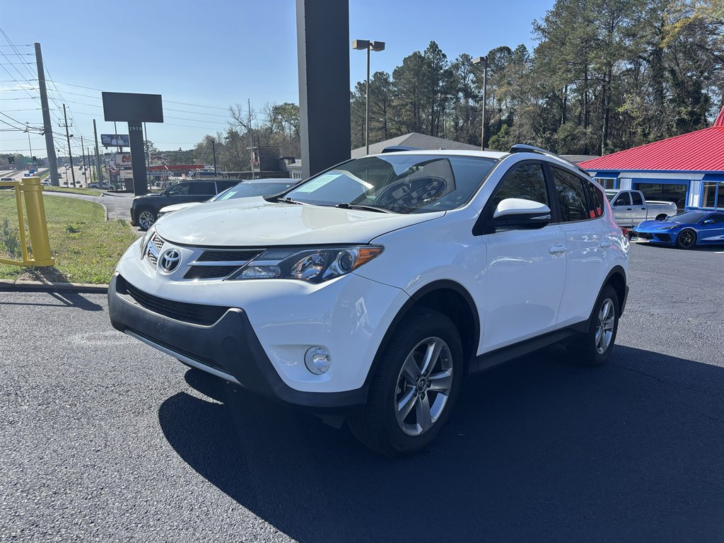 2015 Toyota RAV4 - $17,999
