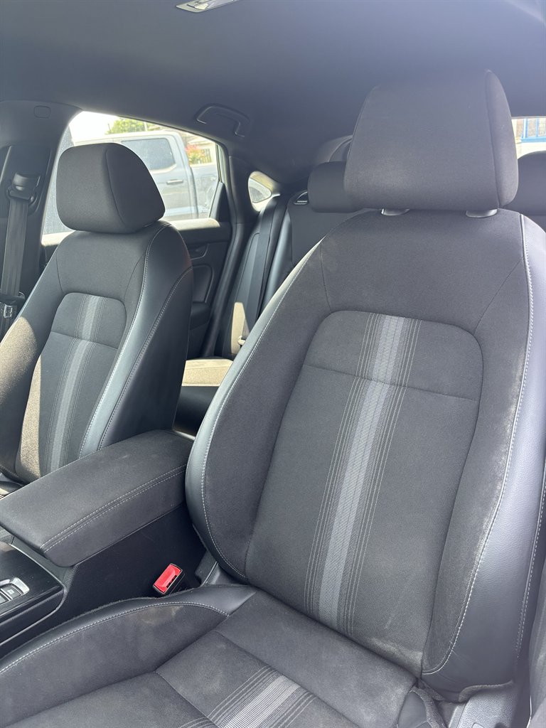 2022 Honda Civic - $25,999