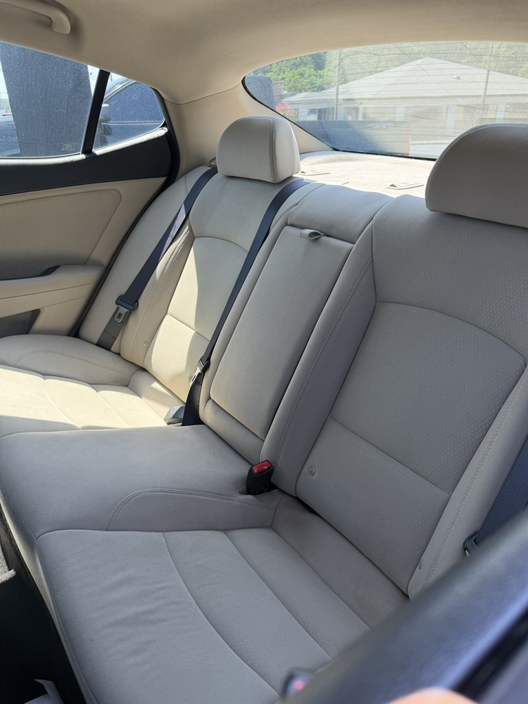2015 Kia Optima - $13,999