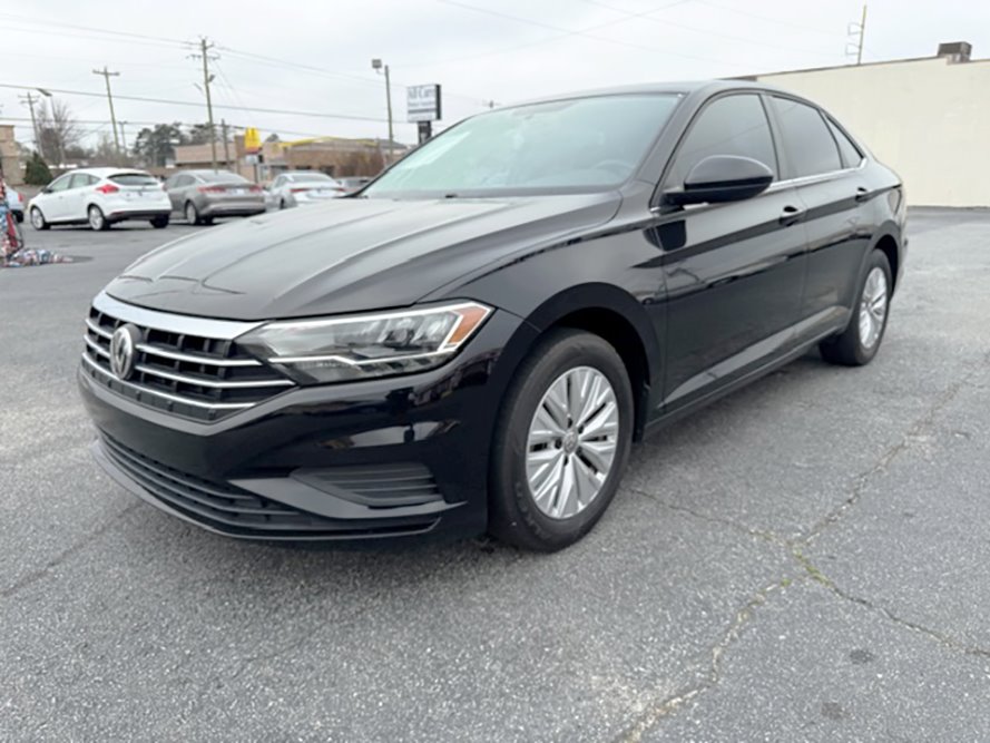 2019 Volkswagen Jetta - $17,999