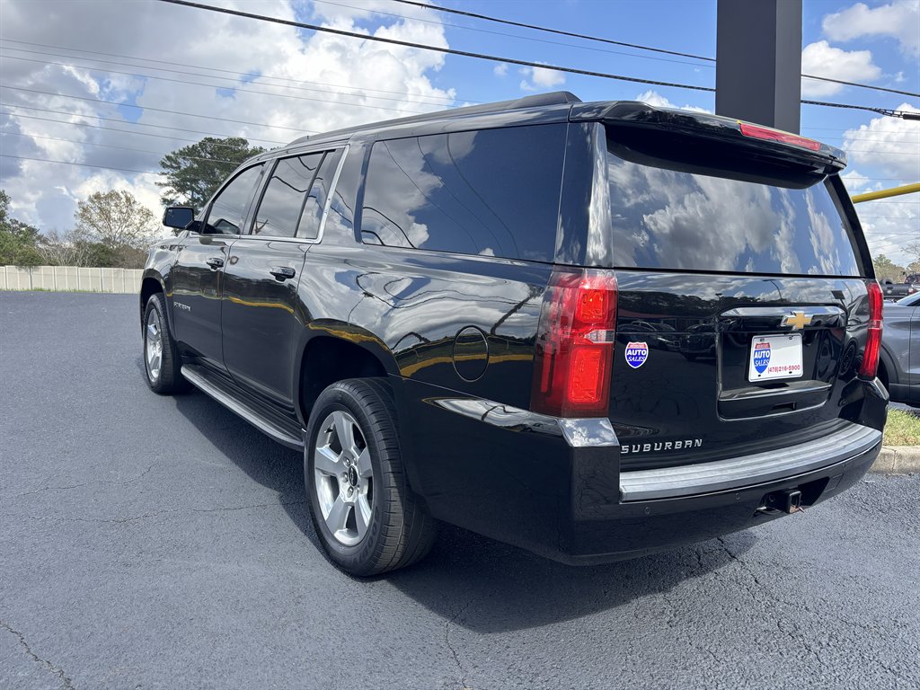 2017 Chevrolet Tahoe - $28,900