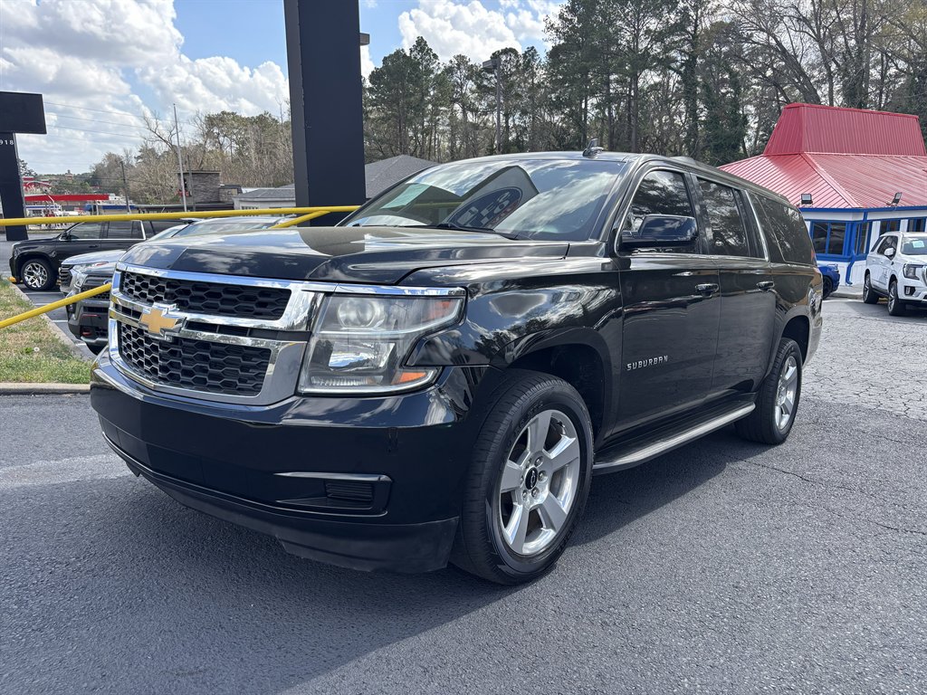 2017 Chevrolet Tahoe - $28,900