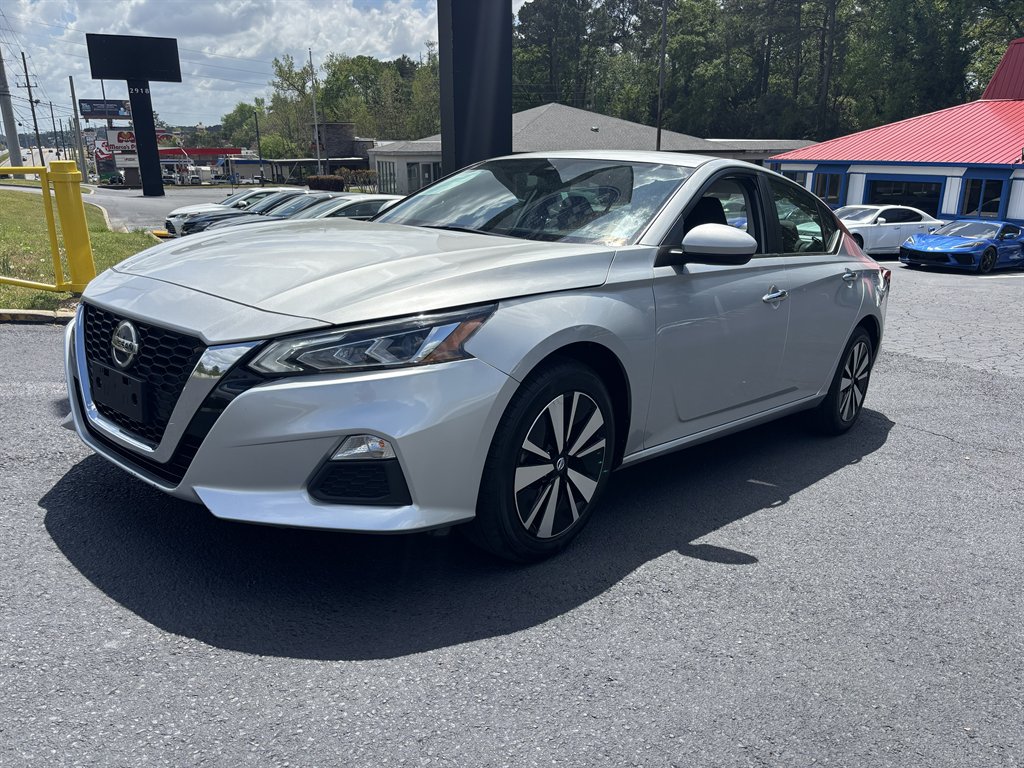 2021 Nissan Altima - $18,999