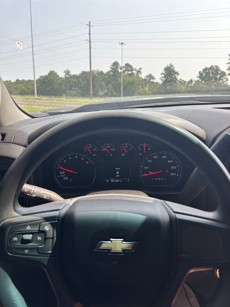 2023 Chevrolet Silverado - $33,999