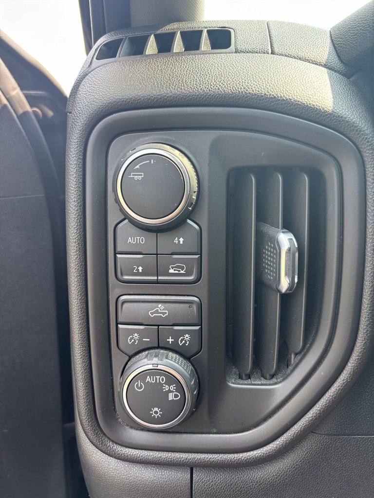2023 Chevrolet Silverado - $33,999