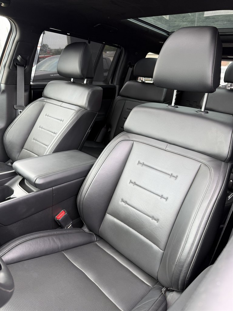2024 Hyundai Santa Fe - $39,999