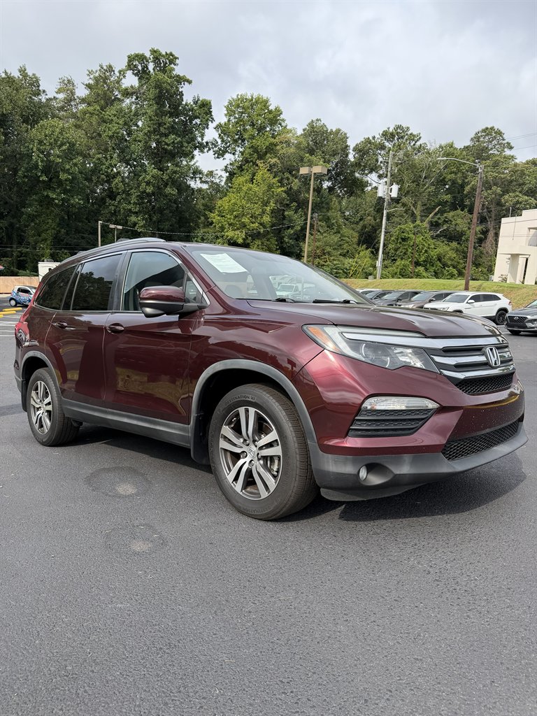 2017 Honda Pilot - $16,999