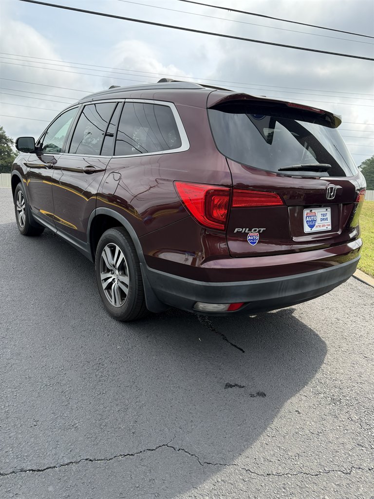2017 Honda Pilot - $16,999