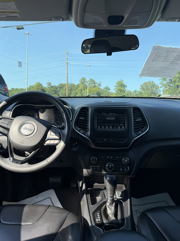 2020 Jeep Cherokee - $18,999