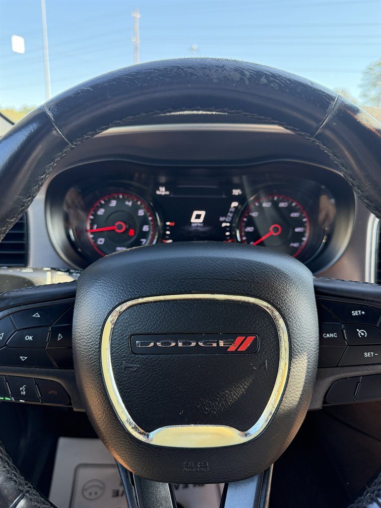 2019 Dodge Charger - $19,999
