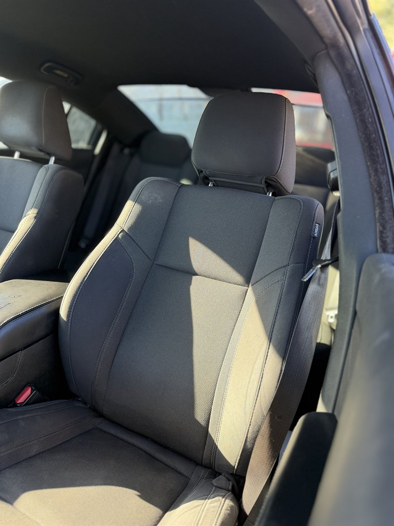 2019 Dodge Charger - $19,999