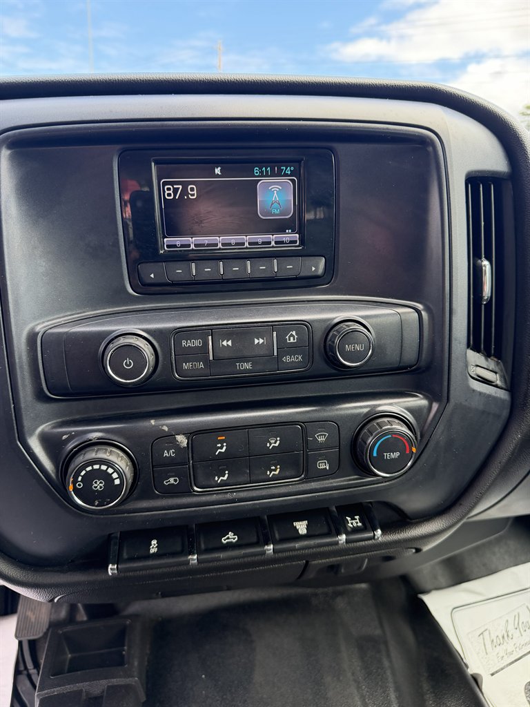2015 Chevrolet Silverado - $33,999