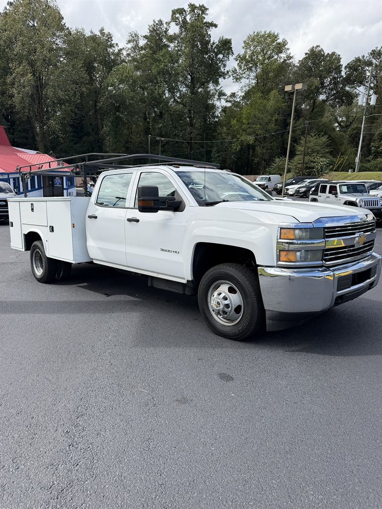2015 Chevrolet Silverado - $33,999