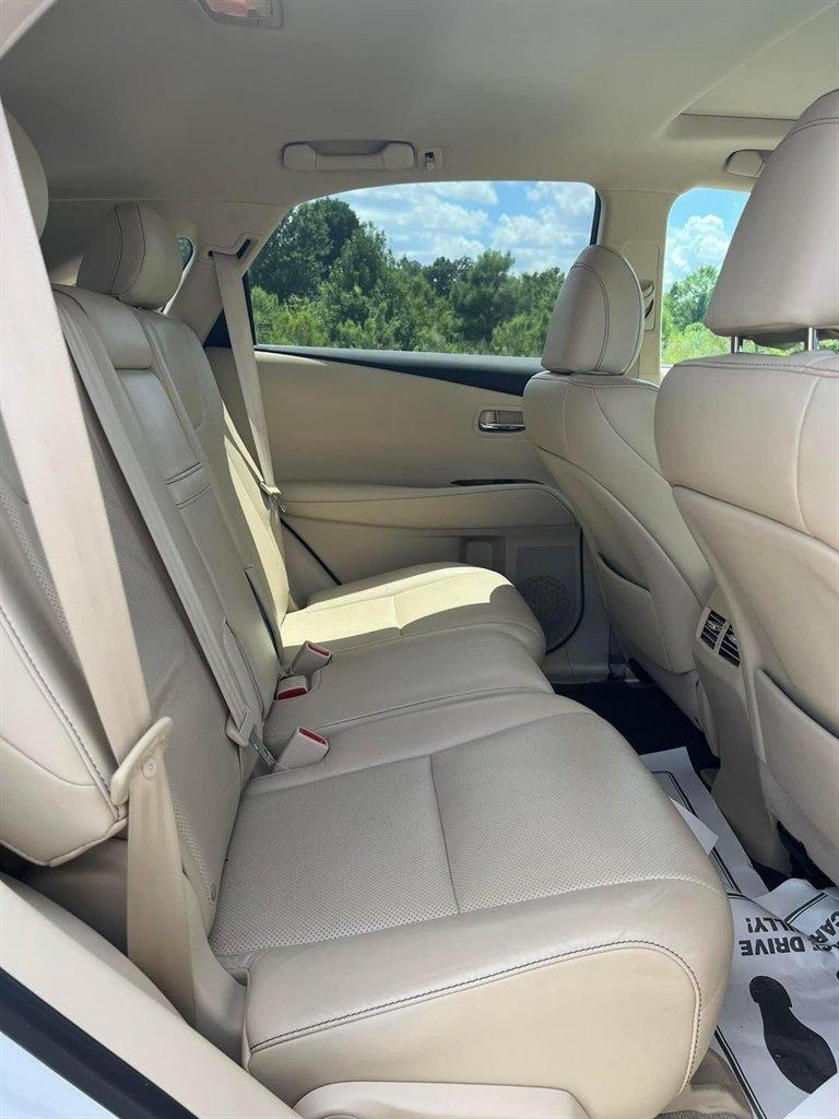 2013 Lexus RX - $19,900