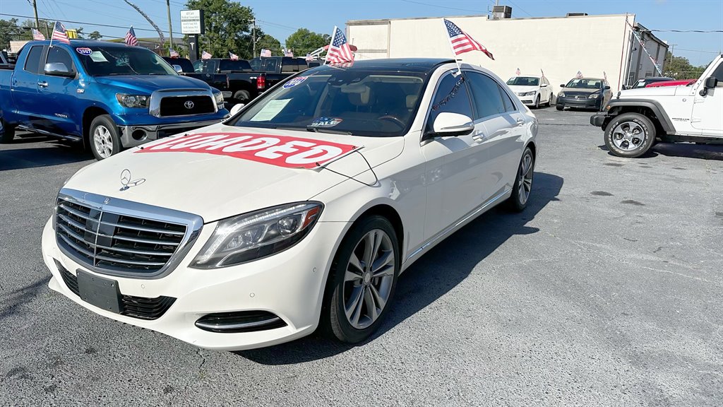 2016 Mercedes-Benz S-class - $31,999