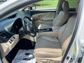 2011 Toyota Venza AWD V6 photo