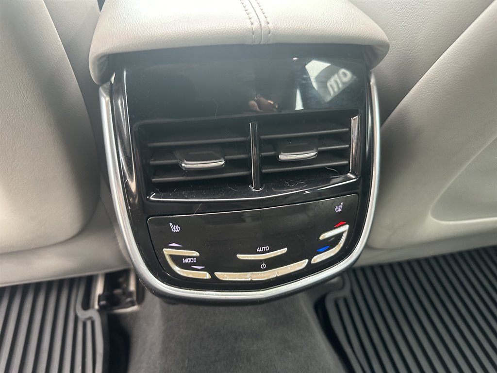 2014 Cadillac XTS - $20,995