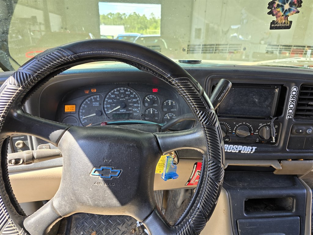 2002 Chevrolet Avalanche 1500 photo