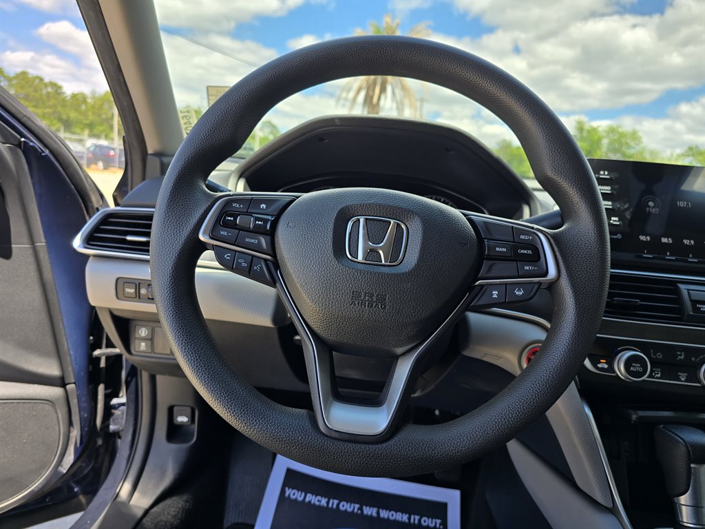 2019 Honda Accord LX photo
