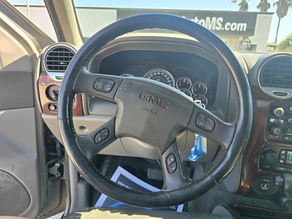 2002 GMC Envoy - $2,977