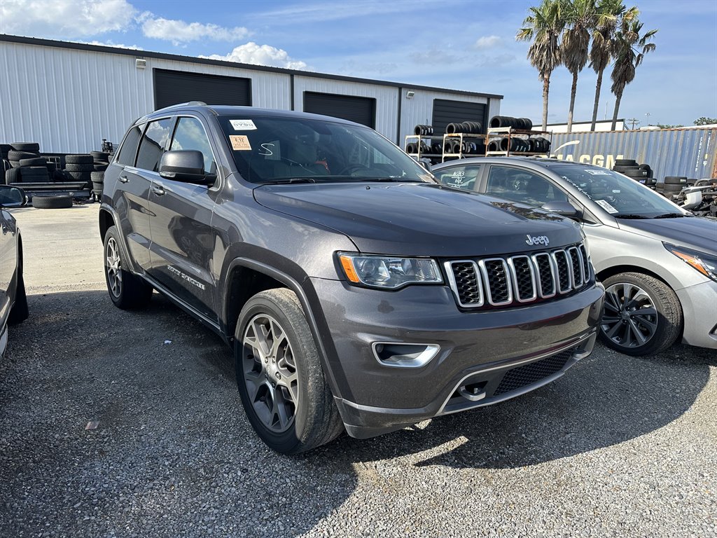 2018 Jeep Cherokee - $23,995