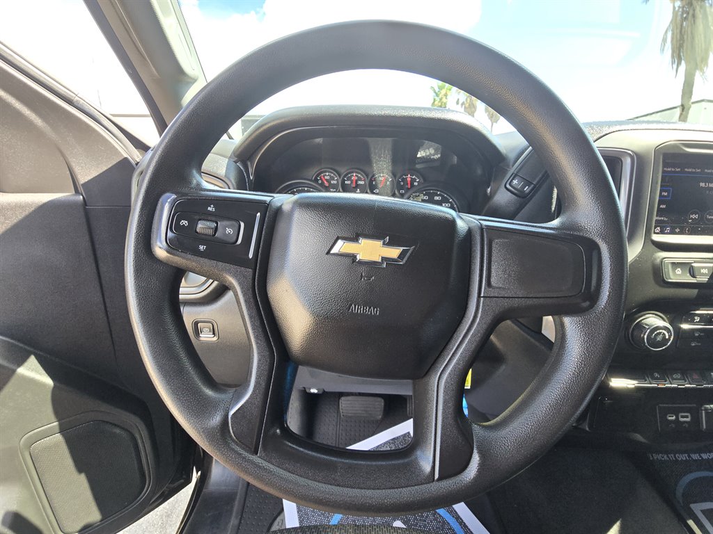 2021 Chevrolet Silverado 1500 - $29,995