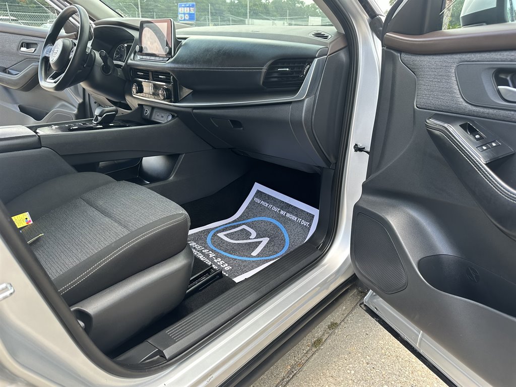 2021 Nissan Rogue - $24,995
