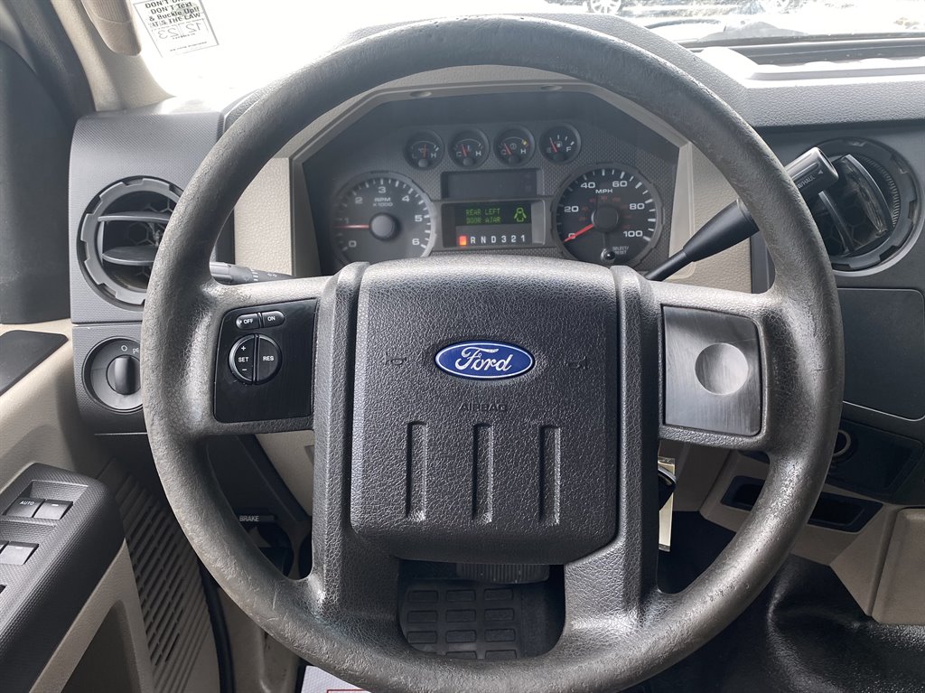 2009 Ford F-350 - $19,995