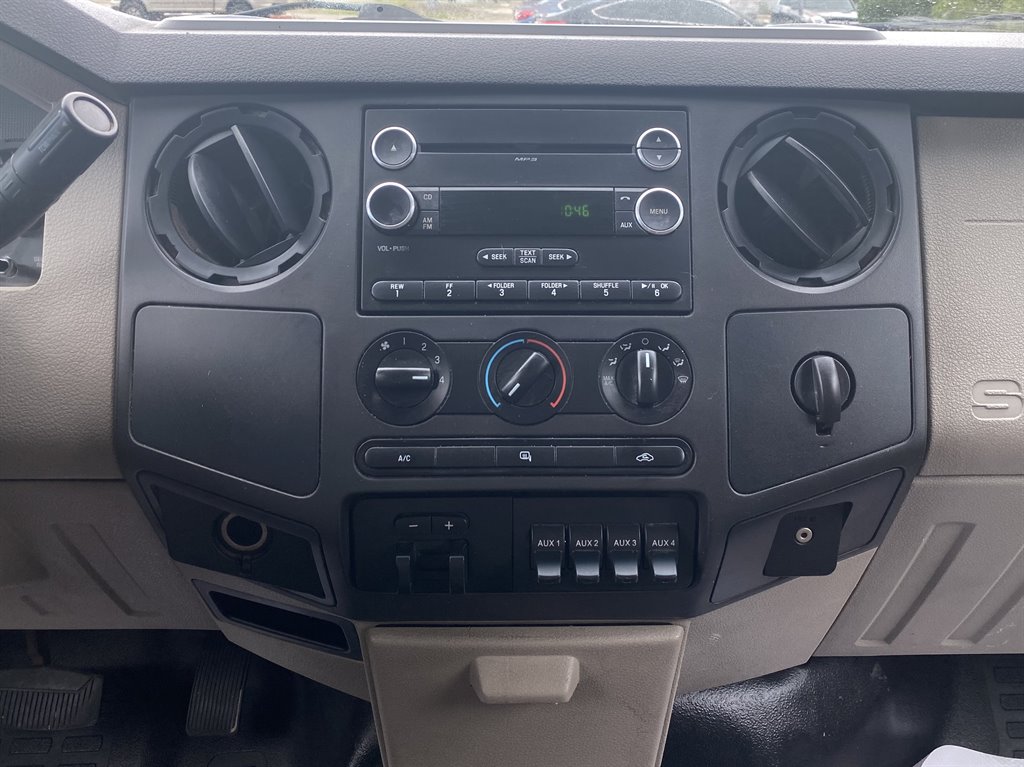 2009 Ford F-350 - $19,995