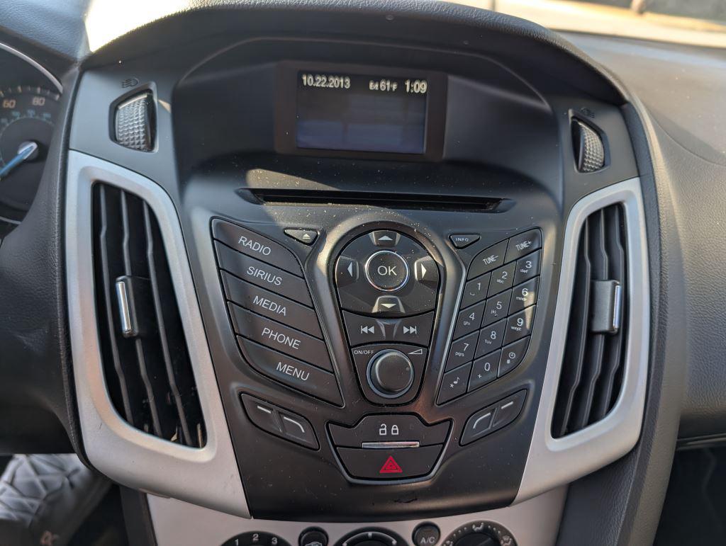 2014 Ford Focus - $6,995