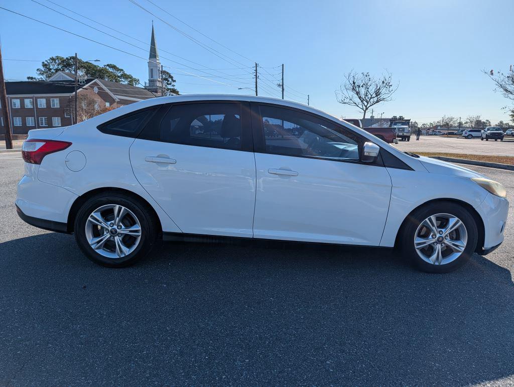 2014 Ford Focus - $6,995