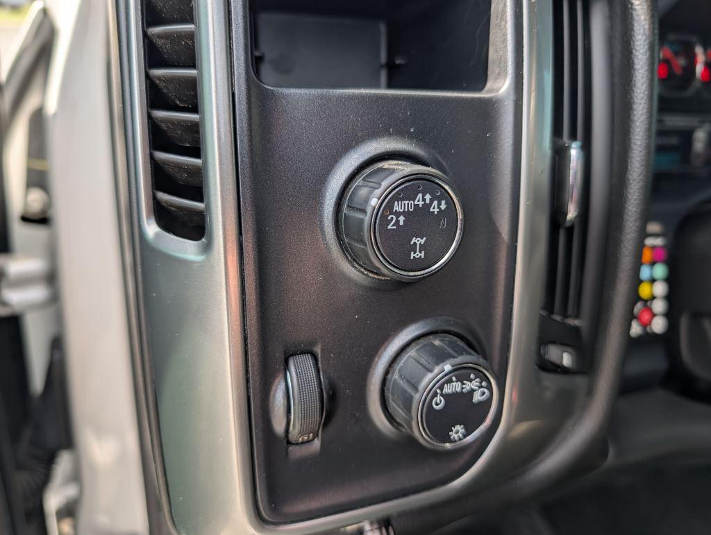 2018 Chevrolet Silverado - $22,995