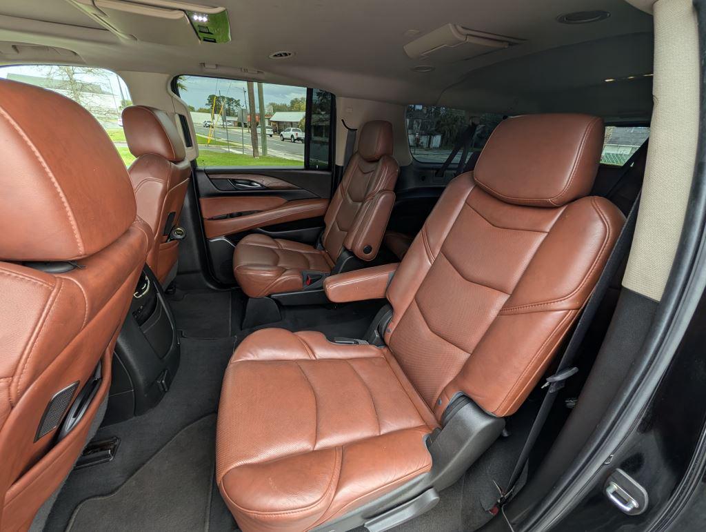 2018 Cadillac Escalade - $27,900