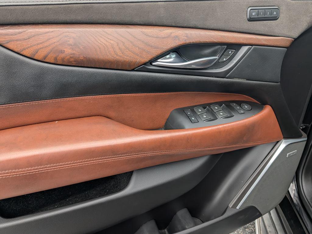 2018 Cadillac Escalade - $27,900