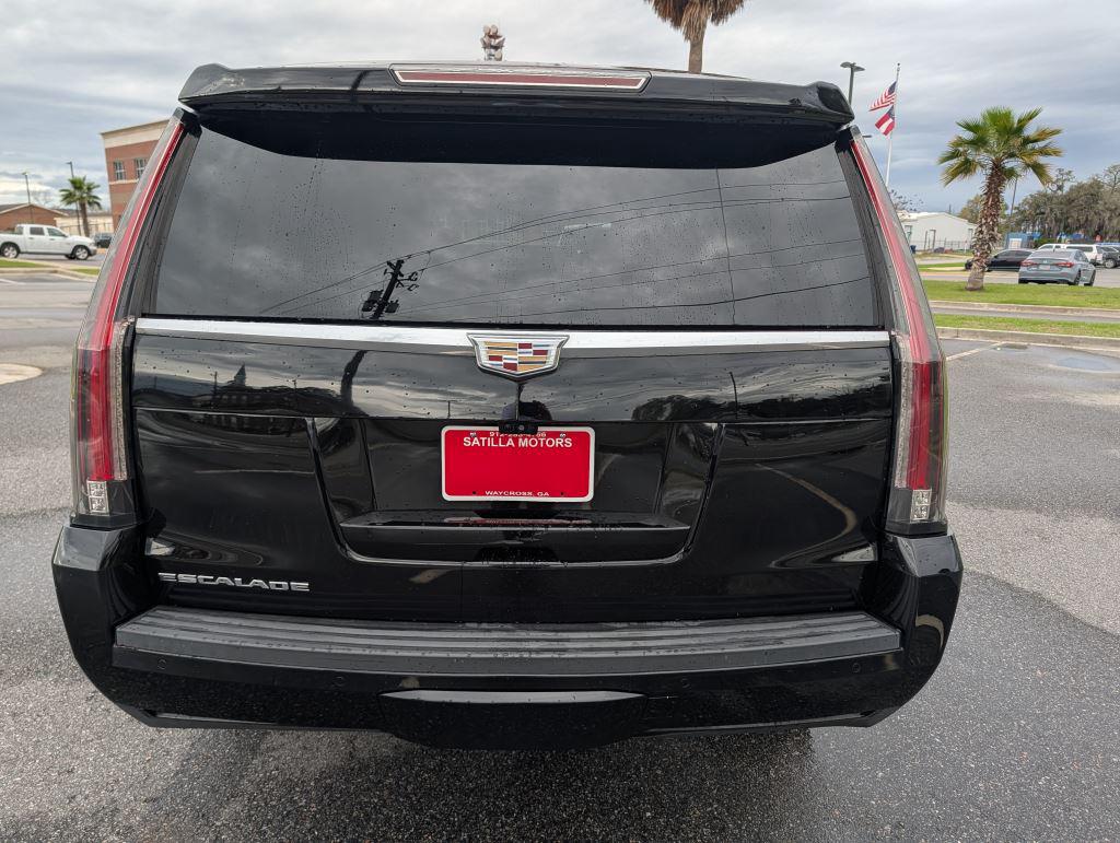 2018 Cadillac Escalade - $27,900