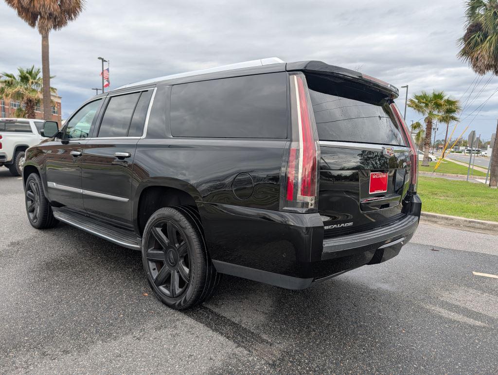 2018 Cadillac Escalade - $27,900