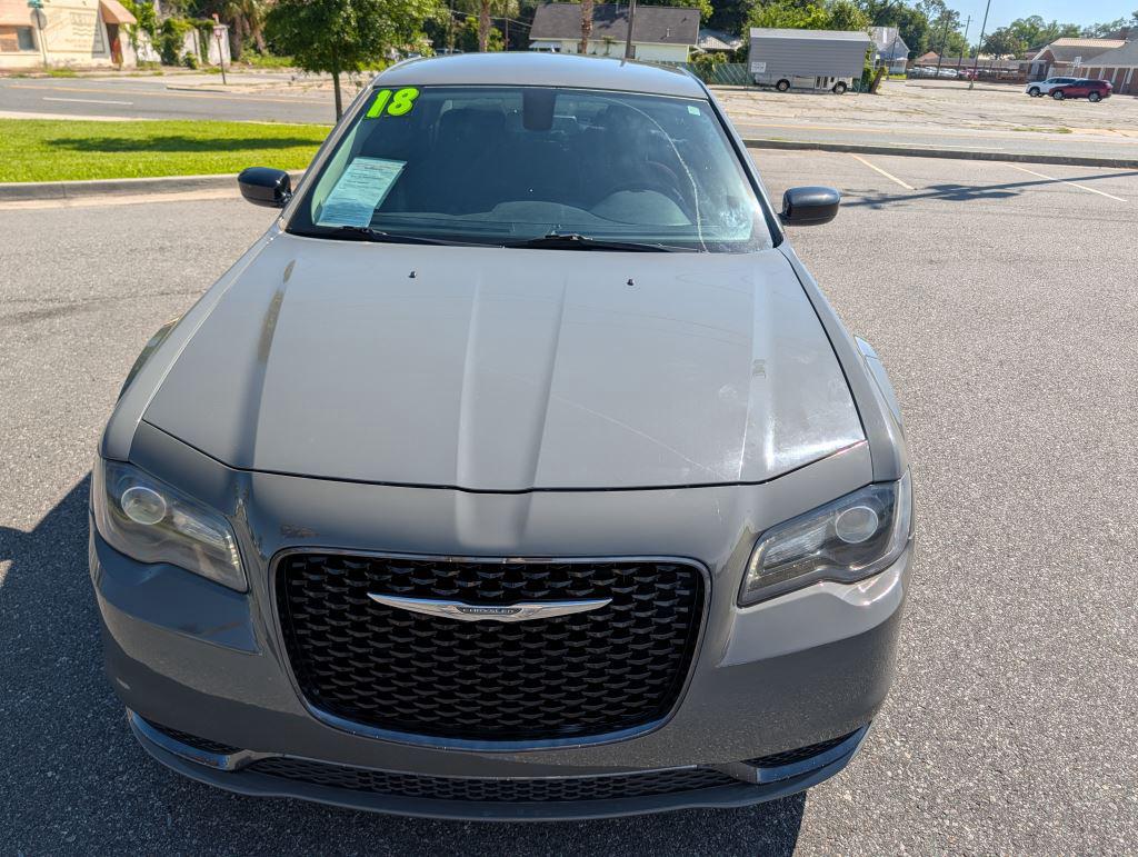 2018 Chrysler 300 - $13,995