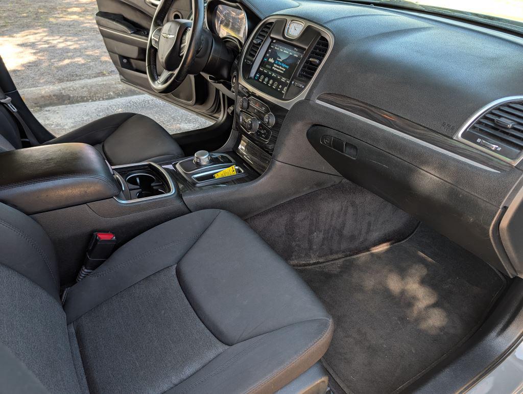 2018 Chrysler 300 - $13,995