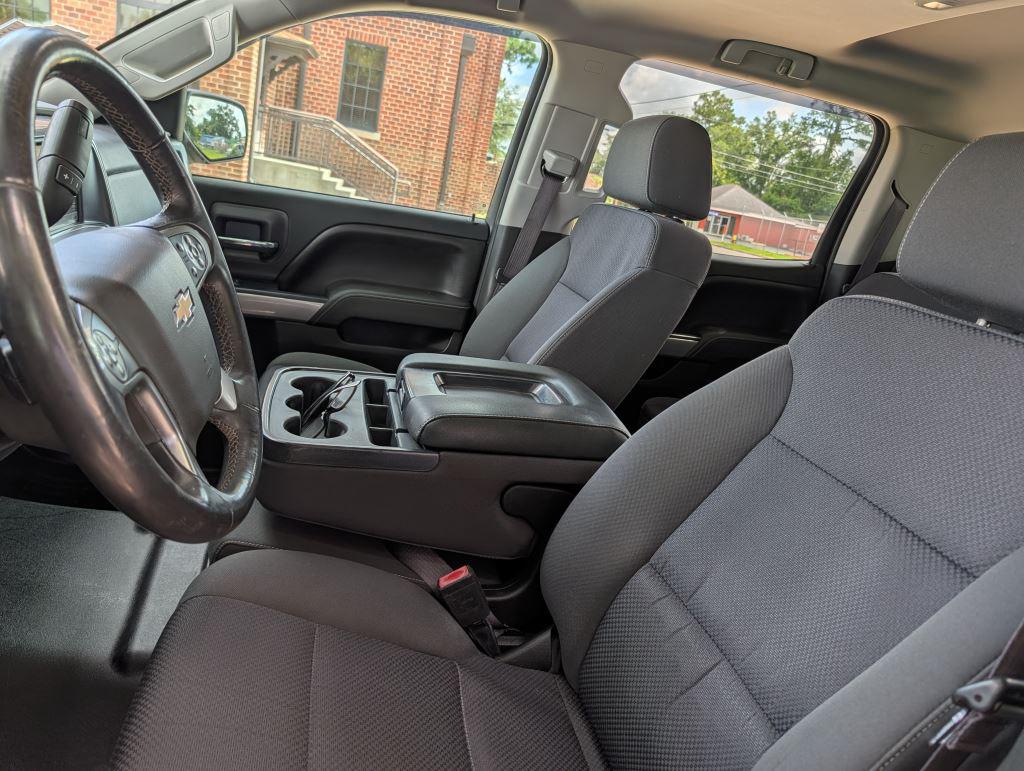 2017 Chevrolet Silverado - $17,995