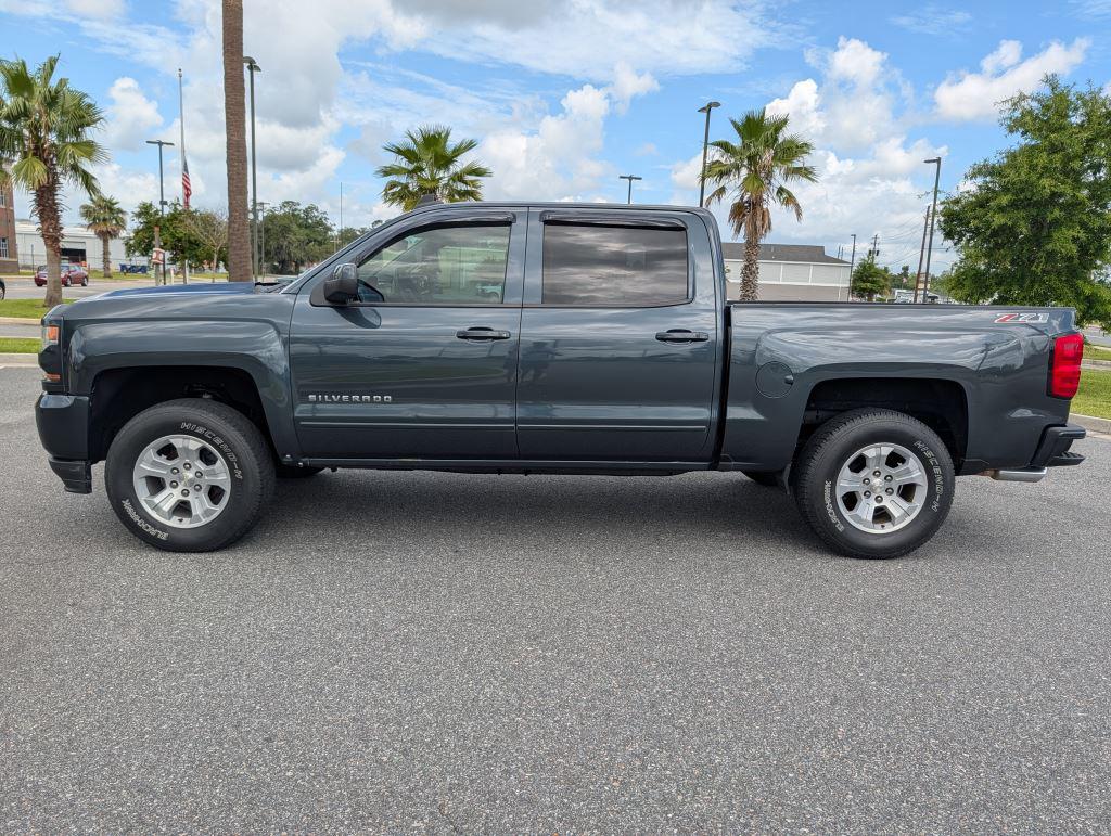 2017 Chevrolet Silverado - $17,995